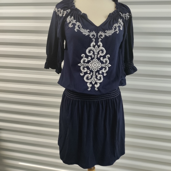 Ariat | Smocked Ruffle Dress W/ Western Embroidery Detail Women's Size Small - Picture 2 of 15